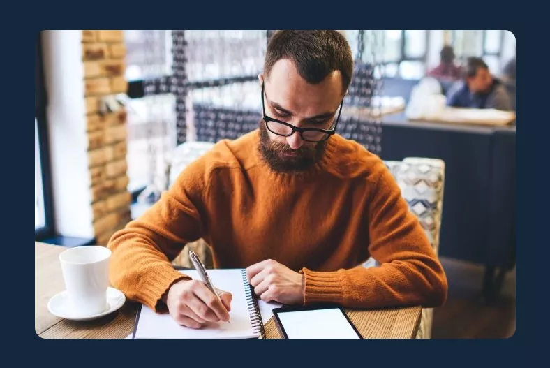 Pourquoi et comment rédiger des contenus pour votre site web - Agence digitale Okatou